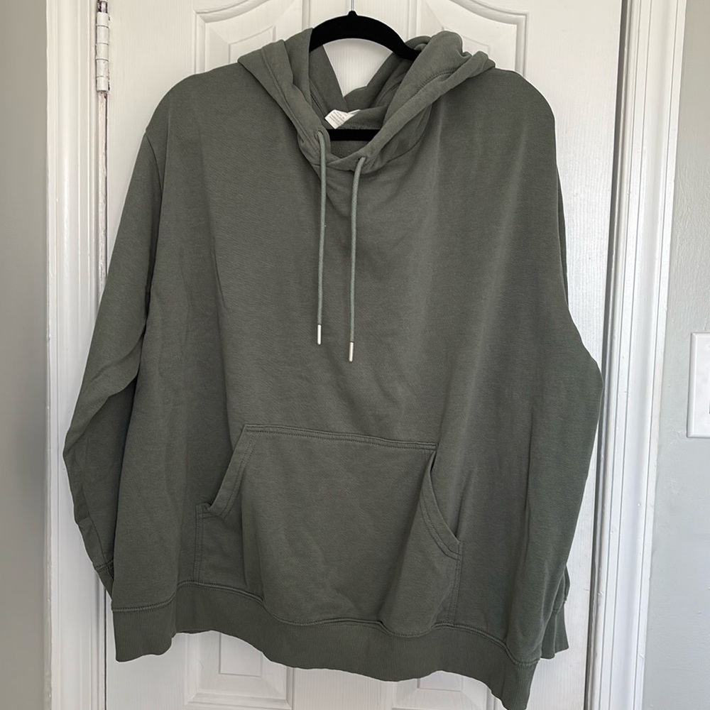 Gorgeous green hoodie